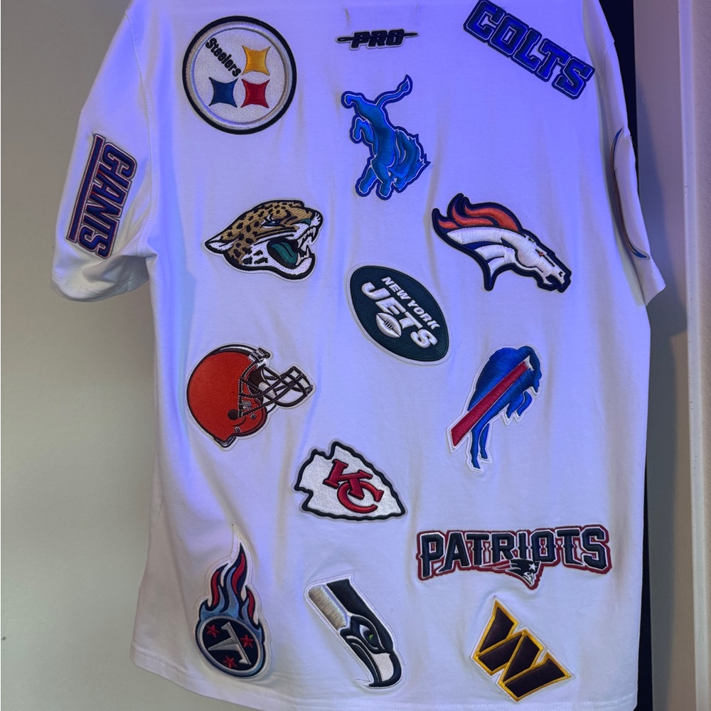 NFL Pro Standard White League Wordmark T-Shirt - Picture 3 of 6